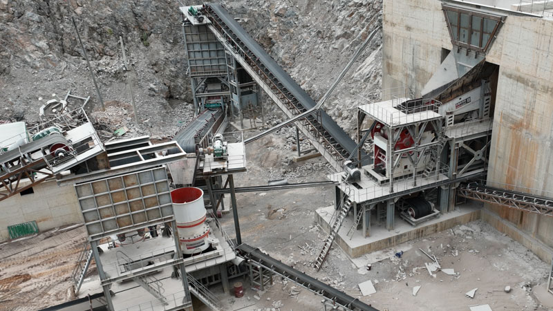 Fixed crushing equipment